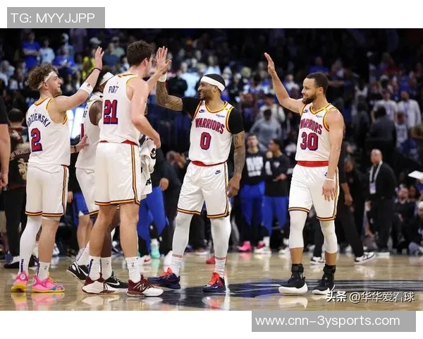 NBA赛事分析：灰熊轻松战胜雄鹿鹈鹕与太阳展开激烈对决开拓者勇斗快船不畏强敌