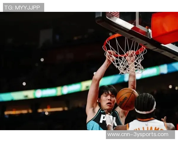 开拓者媒体人杨瀚森倒地为何裁判未暂停比赛关注球员安全