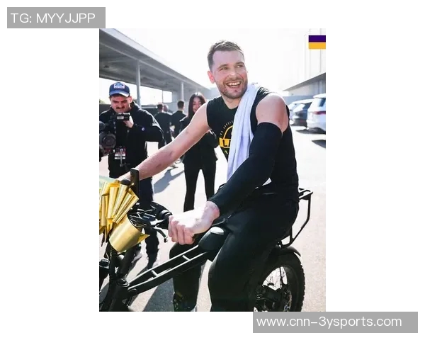 东契奇赛季初赠送球鞋今日再送电动自行车展现神仙队友风范